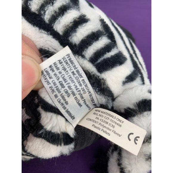 Scentsy Buddy 2012 Black and White Zebra Plush 9 inch Sitting - Picture 10 of 13